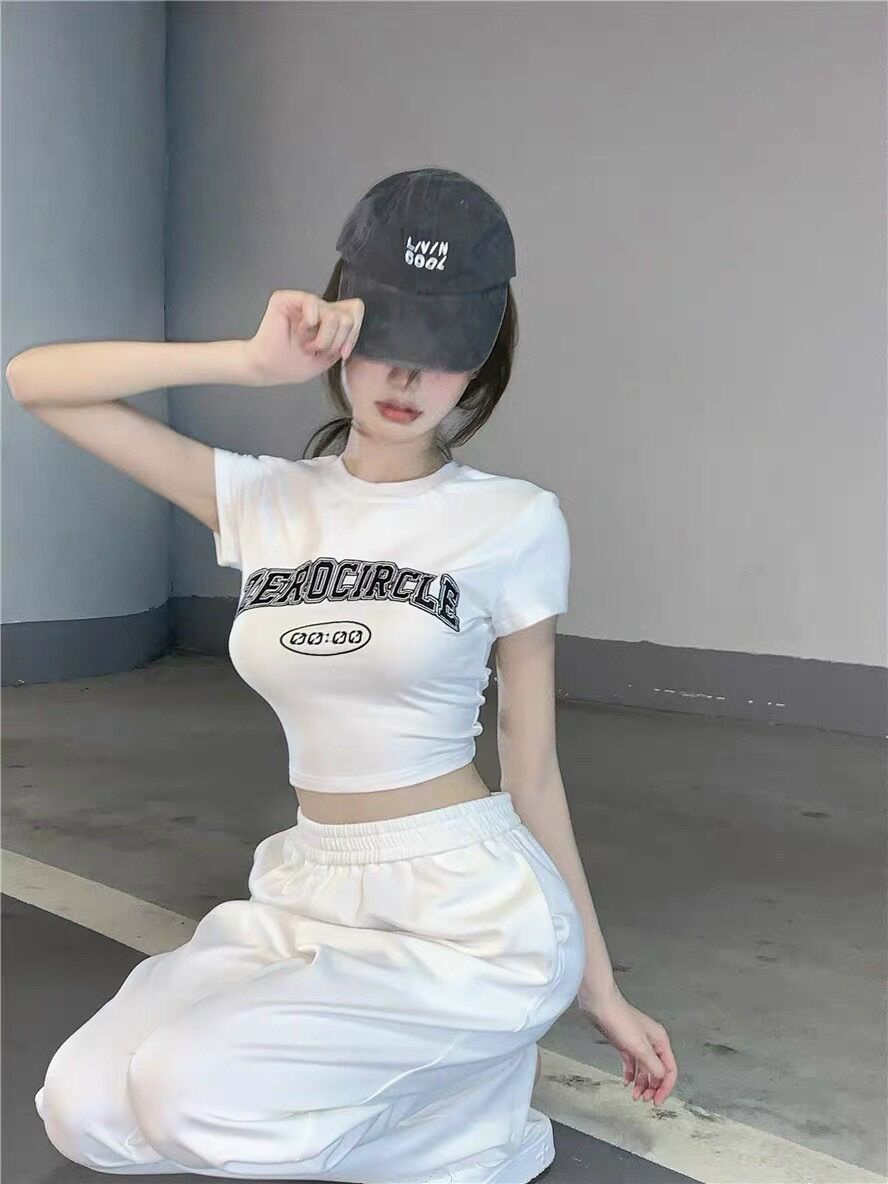 Áo croptop tay ngắn đơn giản zero BG