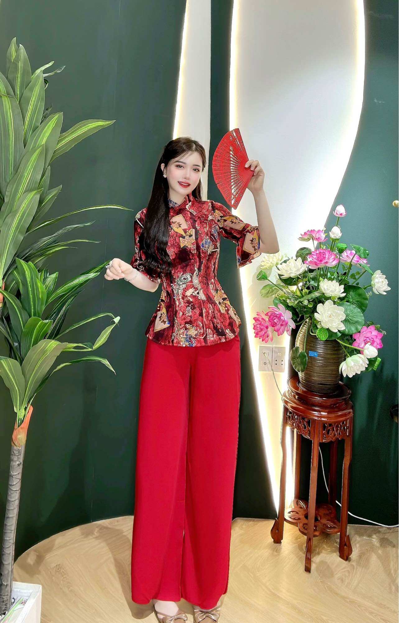 Bộ lam lụa tay beo cổ trụ
