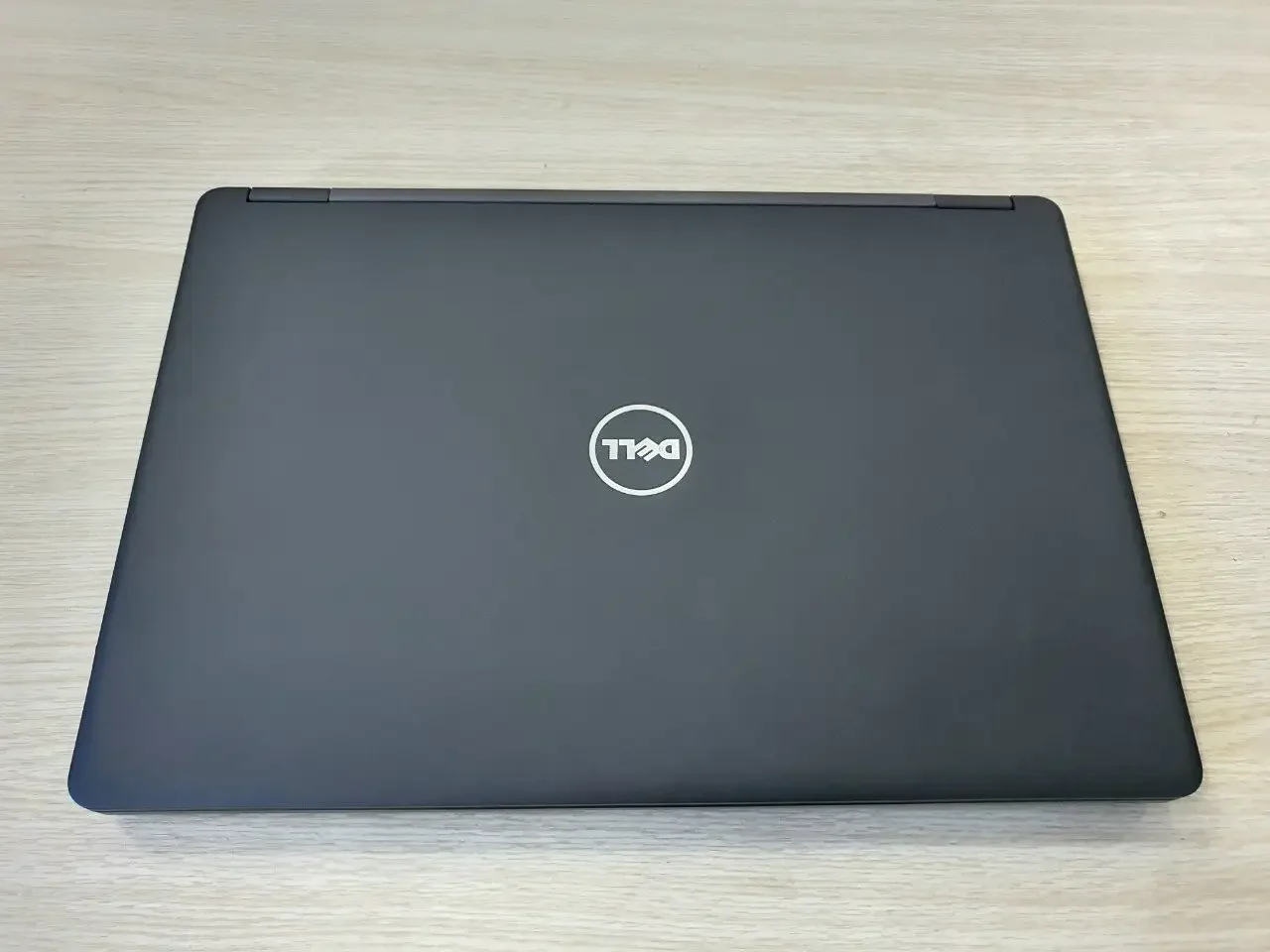 Laptop Dell 7250 i5 - 5300U, ram 4GB, SSD 120GB, màn hình 12,5 inch, láp tốp doanh nhân mỏng dẹp, chất lượng cao.