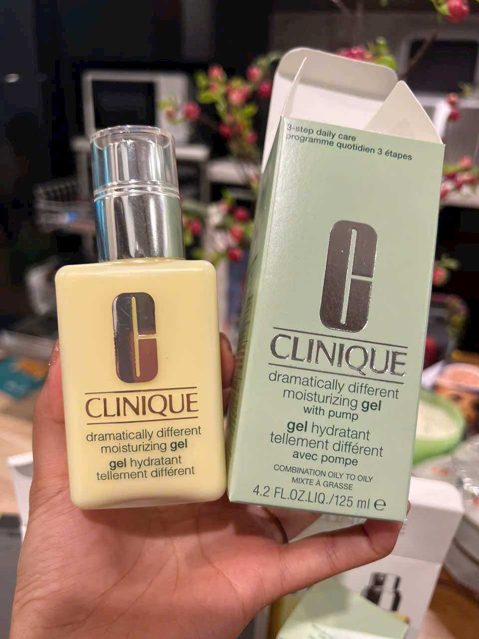 Kem dưỡng ẩm Clinique Dramatically Different Moisturizing Gel/Lotion+ 125ml