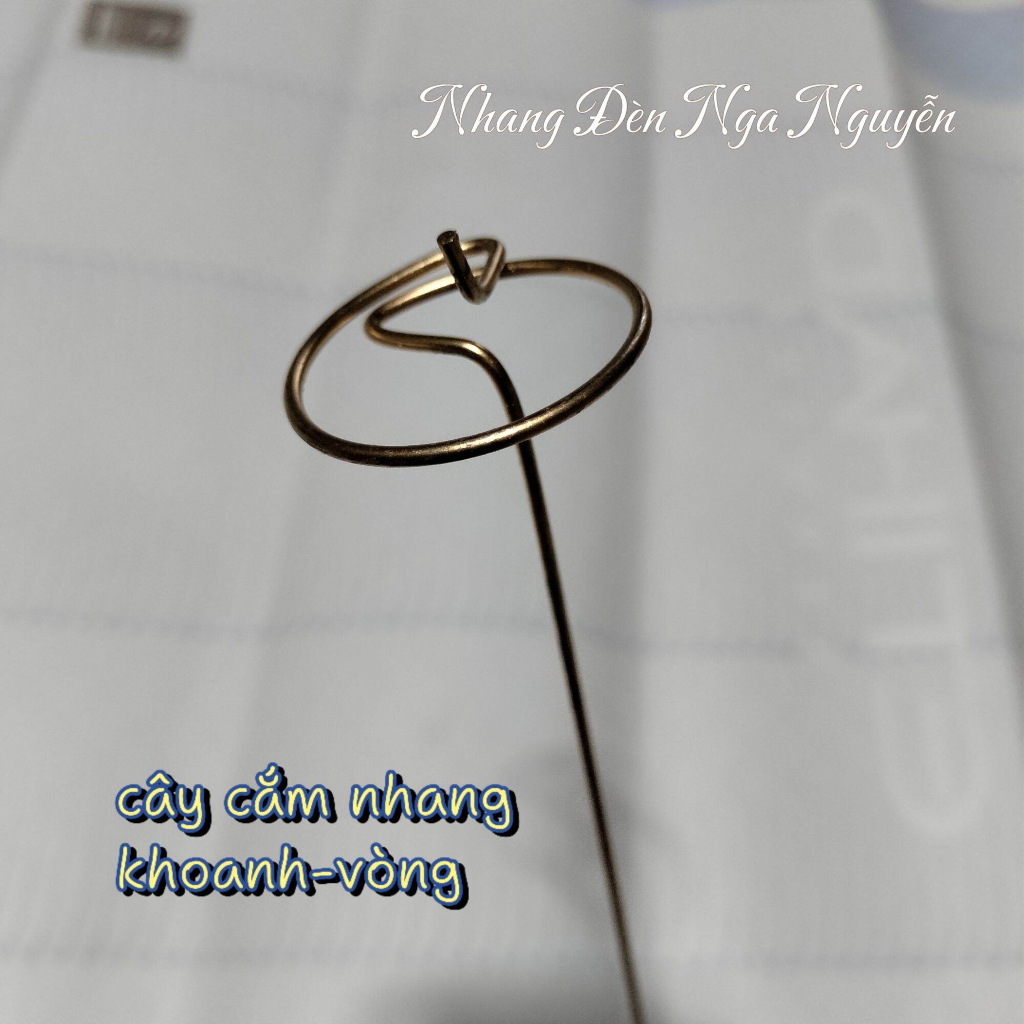 Cây cắm nhang khoanh - nhang vòng