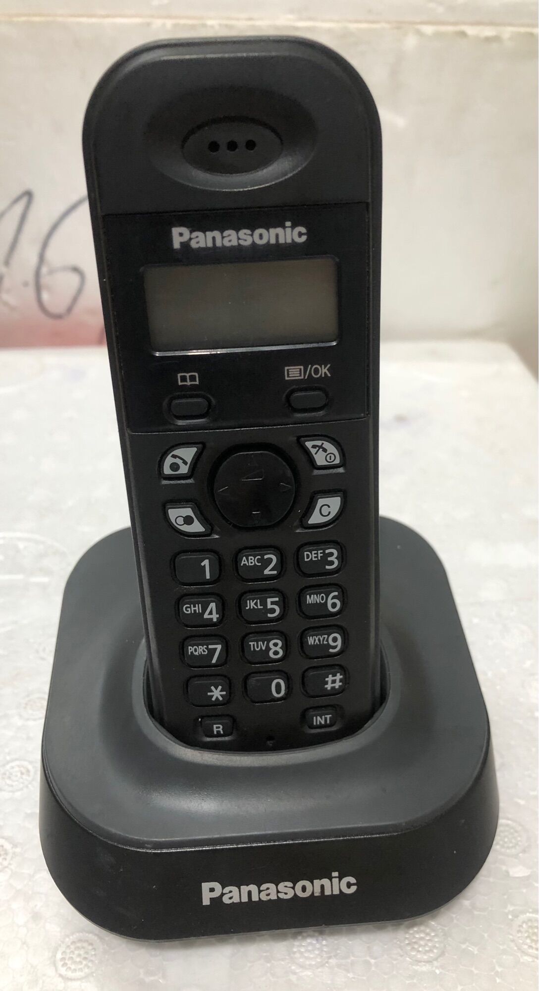 Điện thoại mẹ bồng con panasonic kx-tg1611